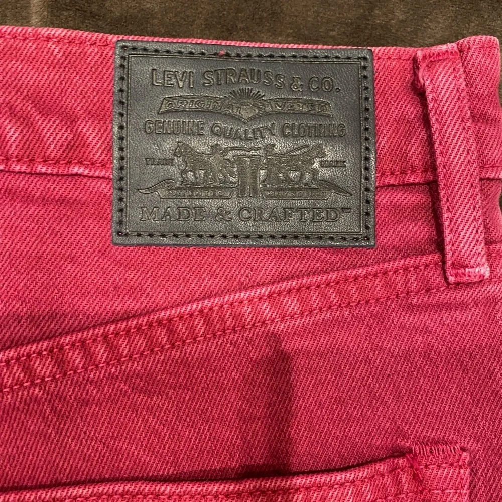 LEVI’S BARREL WOMEN'S JEANS size 30 inseam 24” color senorita pink - Picture 6 of 12